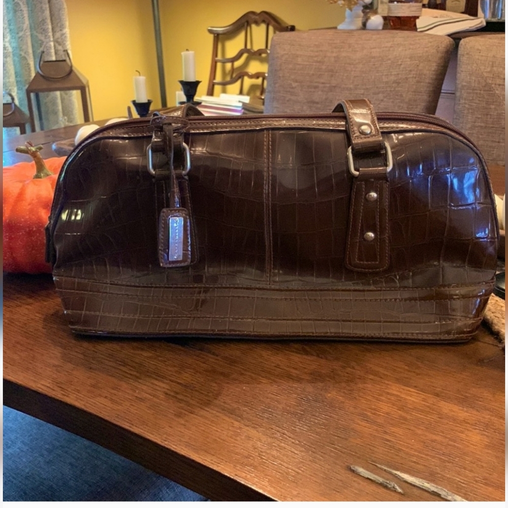 Liz claiborne crazy horse hand bag  bundle of 2 GUC - Picture 10 of 16